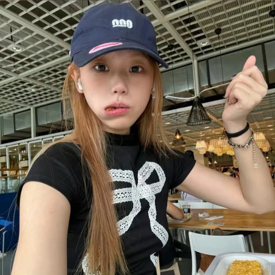 扑朔迷情
